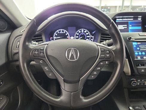 Certified 2019 Acura ILX w/ Premium Package image 12