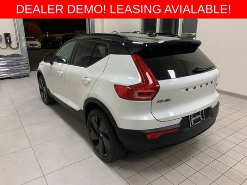 Used 2026 Volvo XC40 B5 Ultra w/ Climate Package image 6