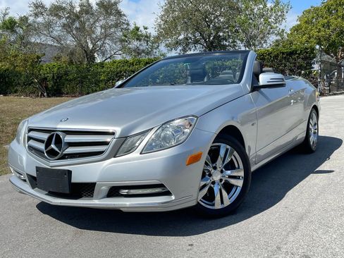 Used 2012 Mercedes-Benz E 350 Cabriolet w/ Premium 1 Launch Pkg image 4