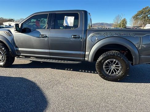Used 2019 Ford F150 Raptor w/ Equipment Group 802A Luxury image 8