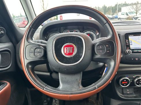 Used 2015 FIAT 500L Trekking image 19