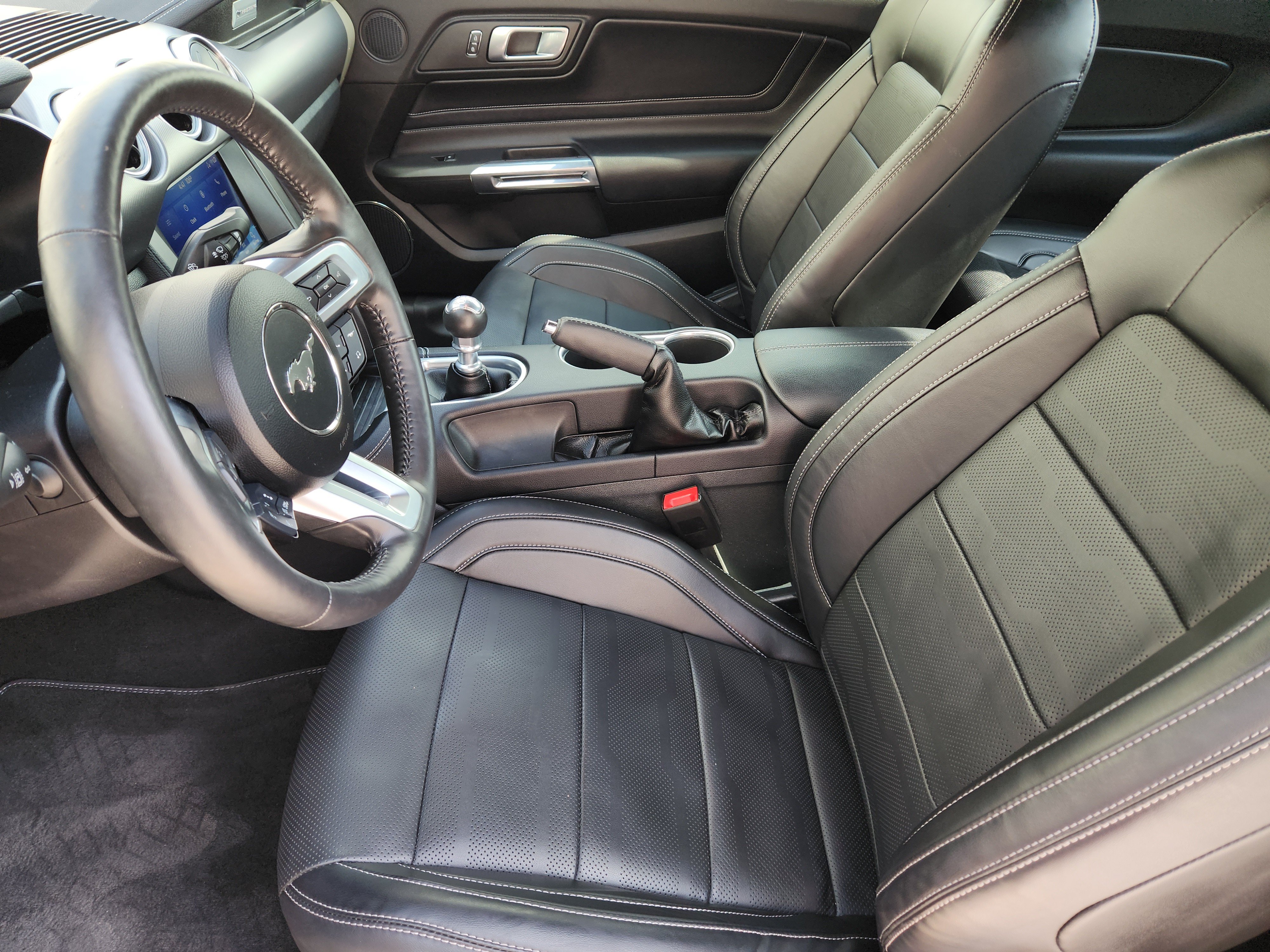 Used 2021 Ford Mustang GT Premium w/ Equipment Group 401A RWD image 15