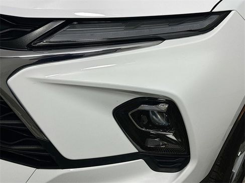 Used 2025 Chevrolet Blazer LT image 23