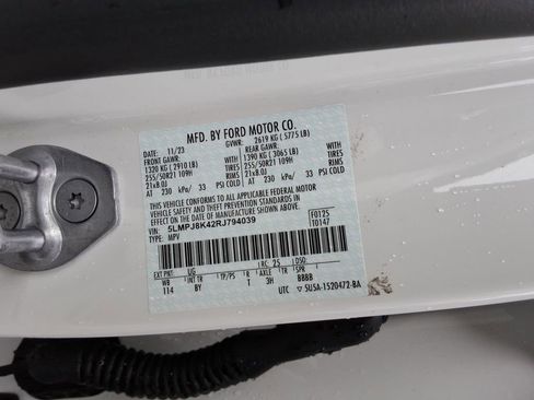 Used 2024 Lincoln Nautilus Reserve image 38