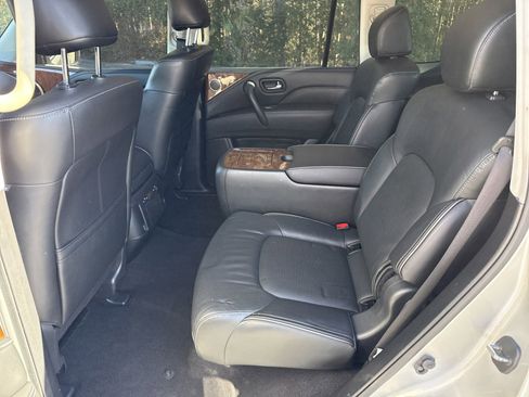 Used 2019 INFINITI QX80 Luxe w/ Cargo Package image 14