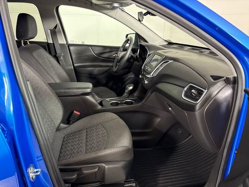 Used 2024 Chevrolet Equinox LT FWD image 20