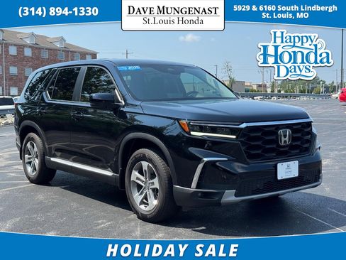 Certified 2025 Honda Pilot EX-L image 1