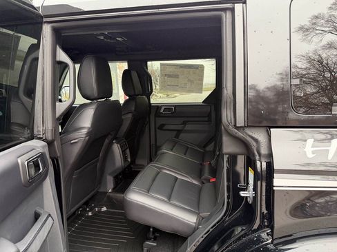 New 2025 Ford Bronco Outer Banks image 13