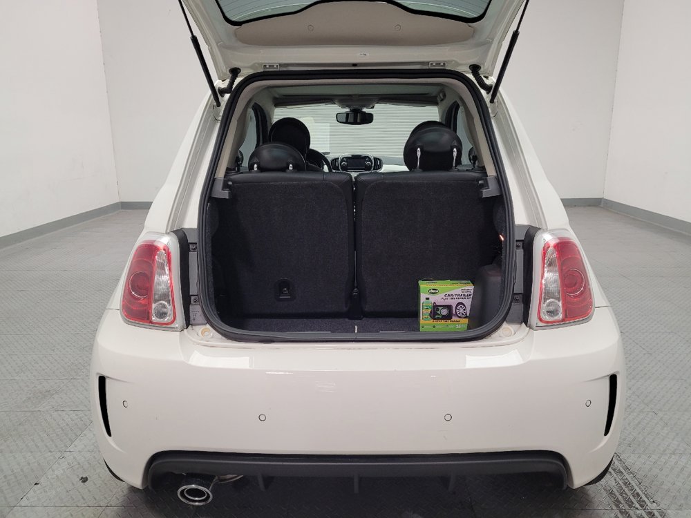 Used 2018 FIAT 500 Lounge FWD image 29