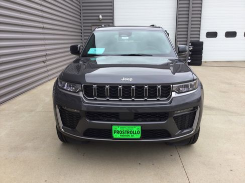 New 2026 Jeep Grand Cherokee L Limited AWD/4WD image 3