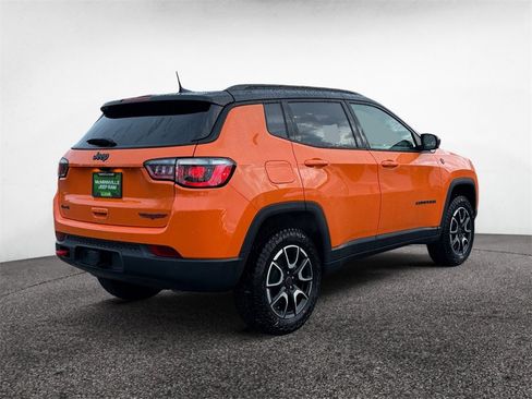 New 2026 Jeep Compass Trailhawk w/ Trailer Tow Group image 5