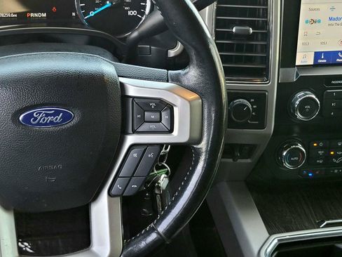 Used 2021 Ford F250 Lariat w/ Lariat Value Package AWD/4WD image 16