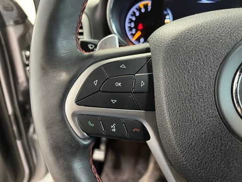 Used 2018 Jeep Grand Cherokee Trailhawk AWD/4WD image 25