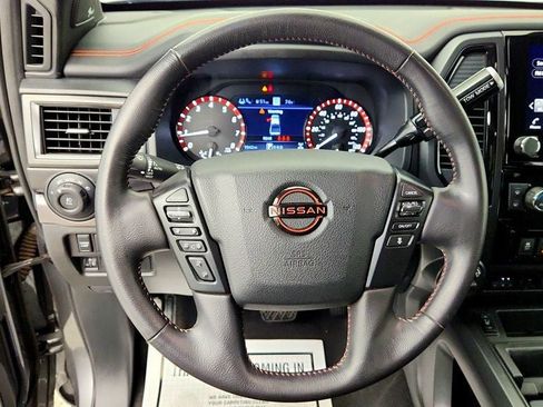 Used 2024 Nissan Titan PRO-4X w/ Pro-4x Convenience Package AWD/4WD image 13