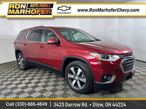 Used 2018 Chevrolet Traverse LT image 1
