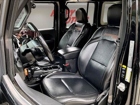 Used 2021 Jeep Wrangler Unlimited Rubicon AWD/4WD image 22