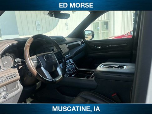 Used 2021 GMC Yukon Denali w/ Denali Premium Package AWD/4WD image 6