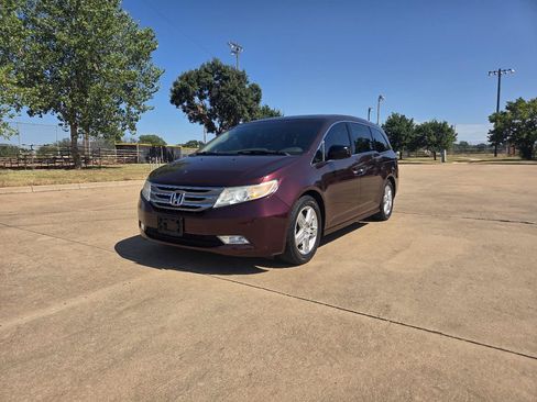 Used 2012 Honda Odyssey Touring image 4