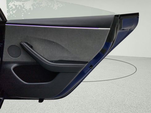 Used 2025 Tesla Model 3 Long Range RWD image 26