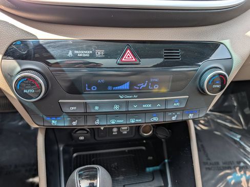 Used 2021 Hyundai Tucson Ultimate w/ Cargo Package AWD/4WD image 22