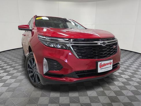 Used 2023 Chevrolet Equinox RS w/ RS Leather Package AWD/4WD image 2