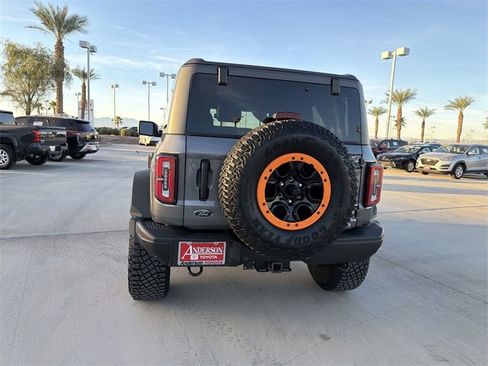 Used 2023 Ford Bronco Badlands image 6