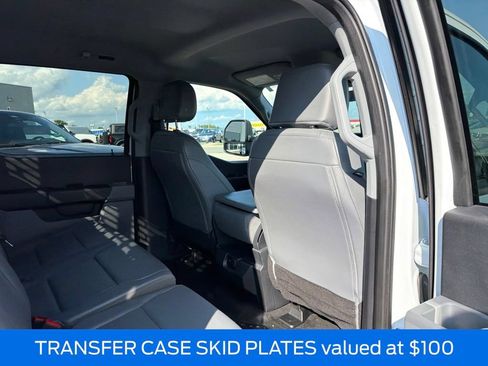 Used 2024 Ford F550 4x4 Crew Cab Super Duty image 18