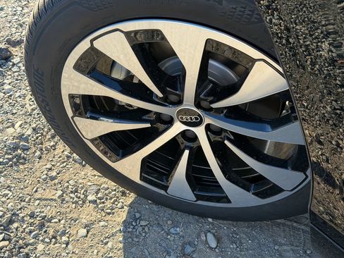 New 2026 Audi Q3 quattro 2.0T AWD/4WD image 11