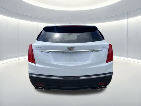 Used 2019 Cadillac XT5 FWD image 4