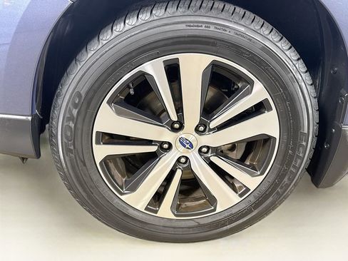 Used 2018 Subaru Outback 2.5i Limited image 40