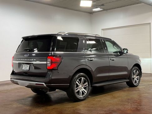 Used 2024 Ford Expedition Limited AWD/4WD image 4
