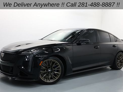 Used 2026 Cadillac CT5 V Blackwing w/ Carbon Fiber 2 Package RWD image 3