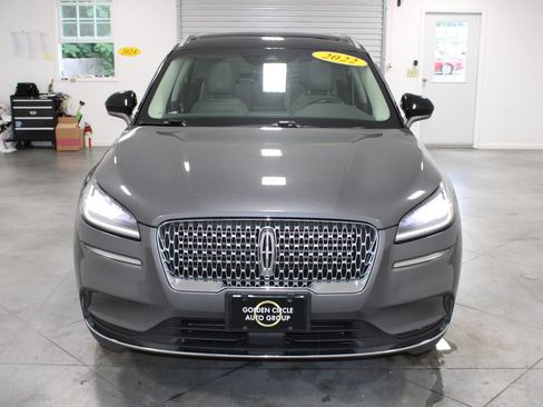 Used 2022 Lincoln Corsair AWD w/ Premium Package image 3