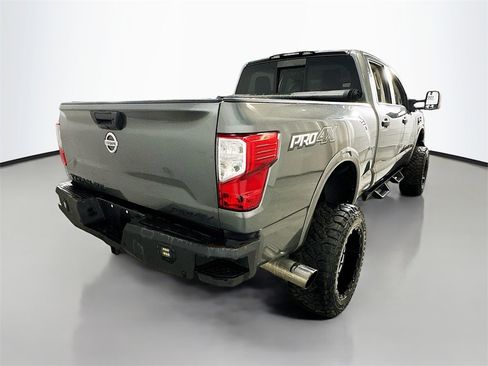 Used 2016 Nissan Titan PRO-4X image 8