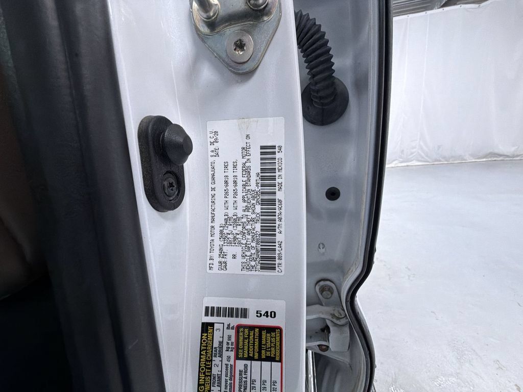 Certified 2021 Toyota Tacoma Limited AWD/4WD image 28
