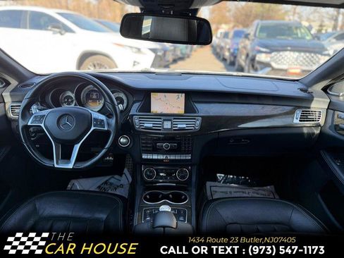 Used 2012 Mercedes-Benz CLS 550 4MATIC w/ Premium I Pkg image 26