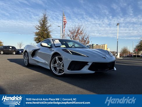 Used 2021 Chevrolet Corvette Stingray Preferred Cpe w/ 2LT image 1
