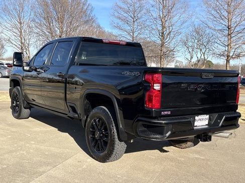 Used 2025 Chevrolet Silverado 2500 Custom w/ Custom Value Package image 10