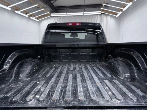Used 2019 RAM 1500 Express AWD/4WD image 15