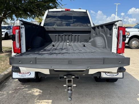 Used 2024 Ford F450 Limited w/ FX4 Off-Road Package image 23