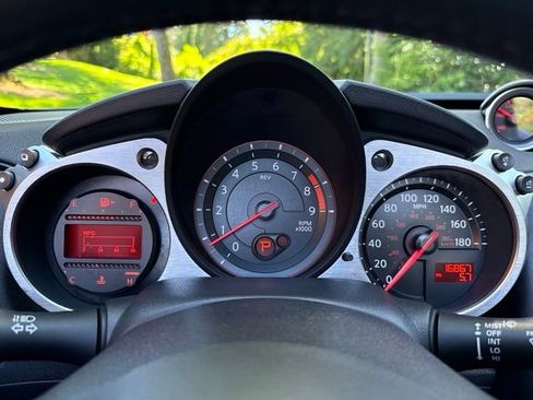 Used 2014 Nissan 370Z Touring w/ Navigation Package RWD image 14