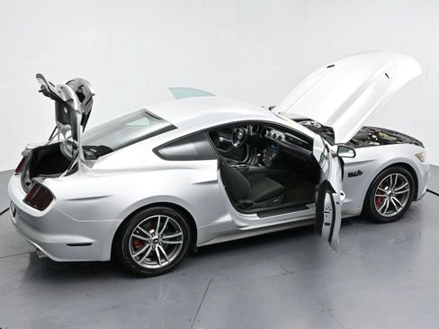 Used 2015 Ford Mustang GT RWD image 41