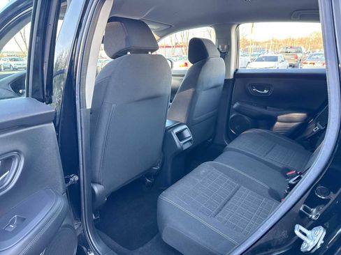 Certified 2023 Honda HR-V LX image 12