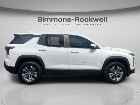 Used 2025 Chevrolet Equinox LT AWD/4WD image 6