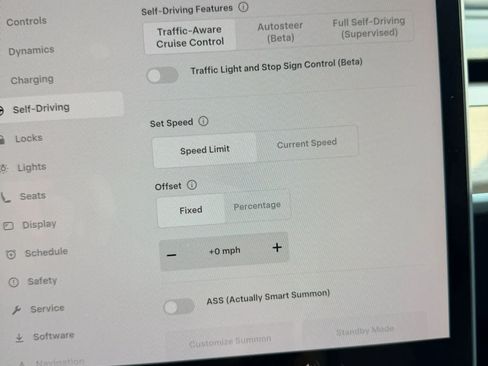 Used 2023 Tesla Model Y Long Range AWD/4WD image 14