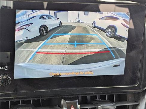 Used 2024 Toyota Corolla LE image 16