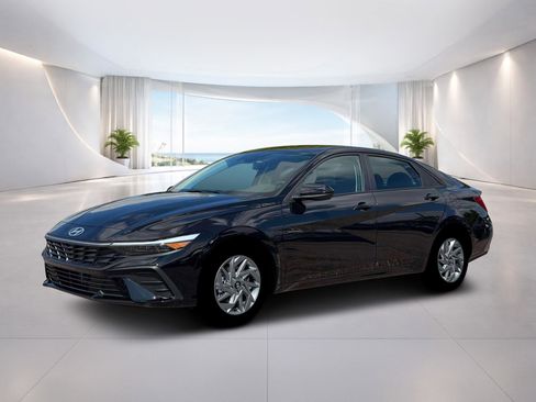 New 2026 Hyundai Elantra Blue FWD image 2