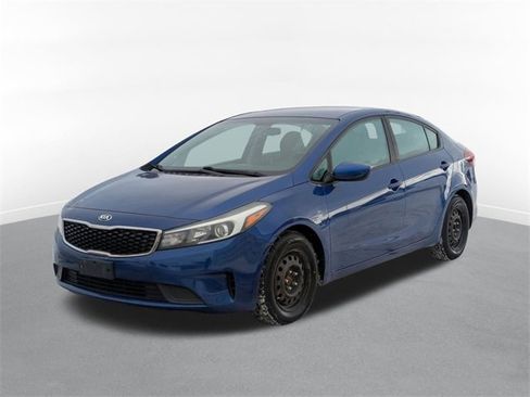 Used 2017 Kia Forte LX image 5