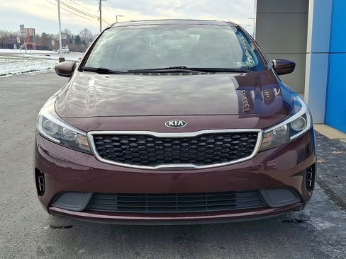 Used 2018 Kia Forte LX image 2