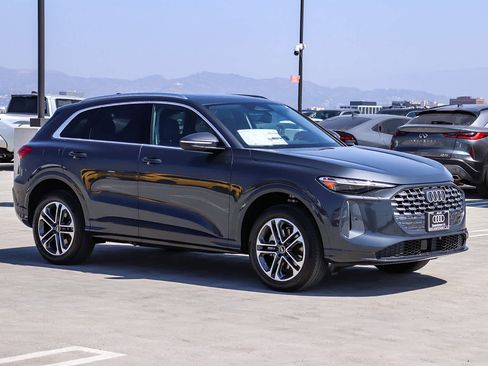 New 2026 Audi Q5 Premium AWD/4WD image 3